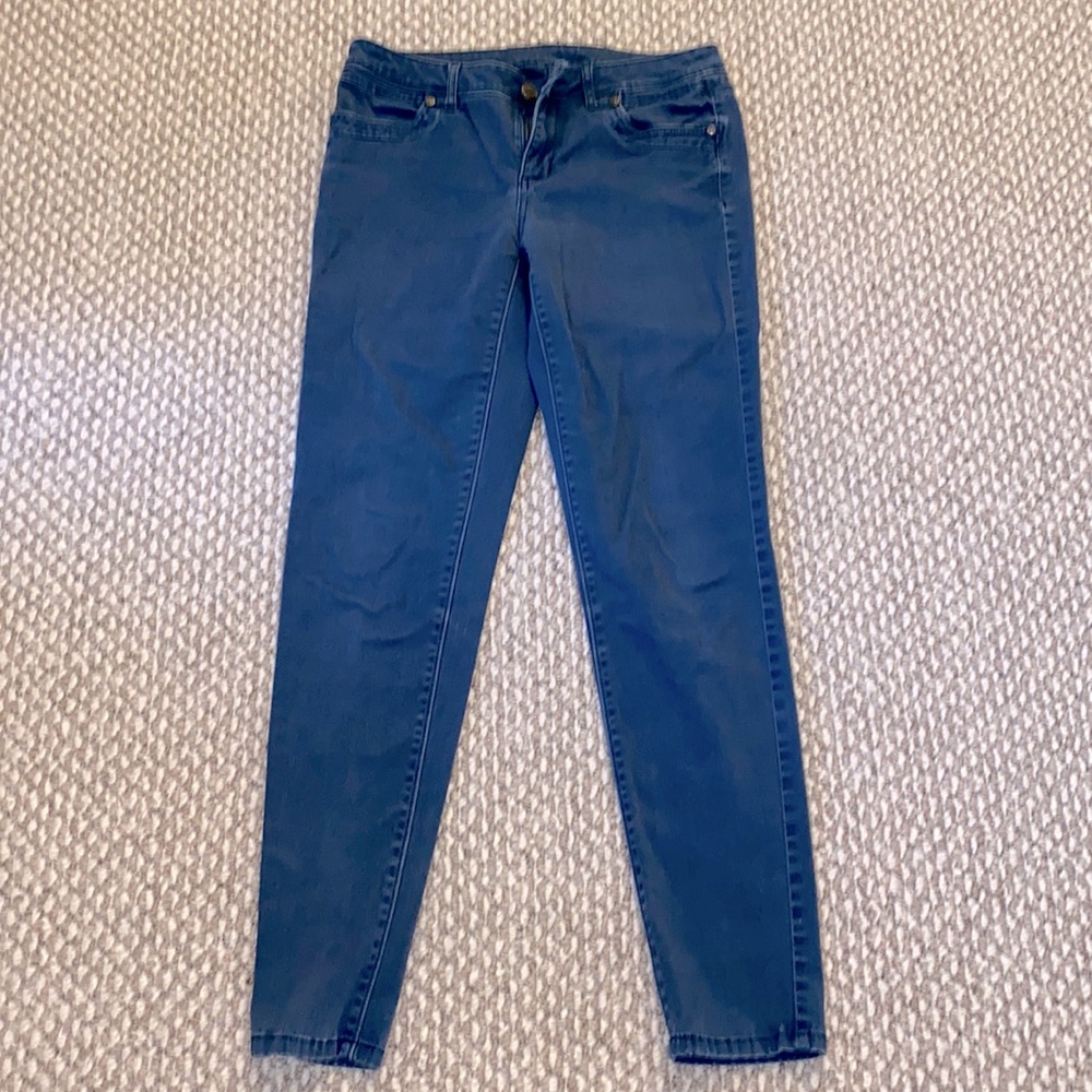 Size 2 Simply Vera casual pants in dusty blue color